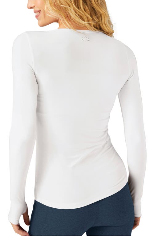 Beyond Yoga Classic Crew Pullover W/ Thumbholes In Cloud White