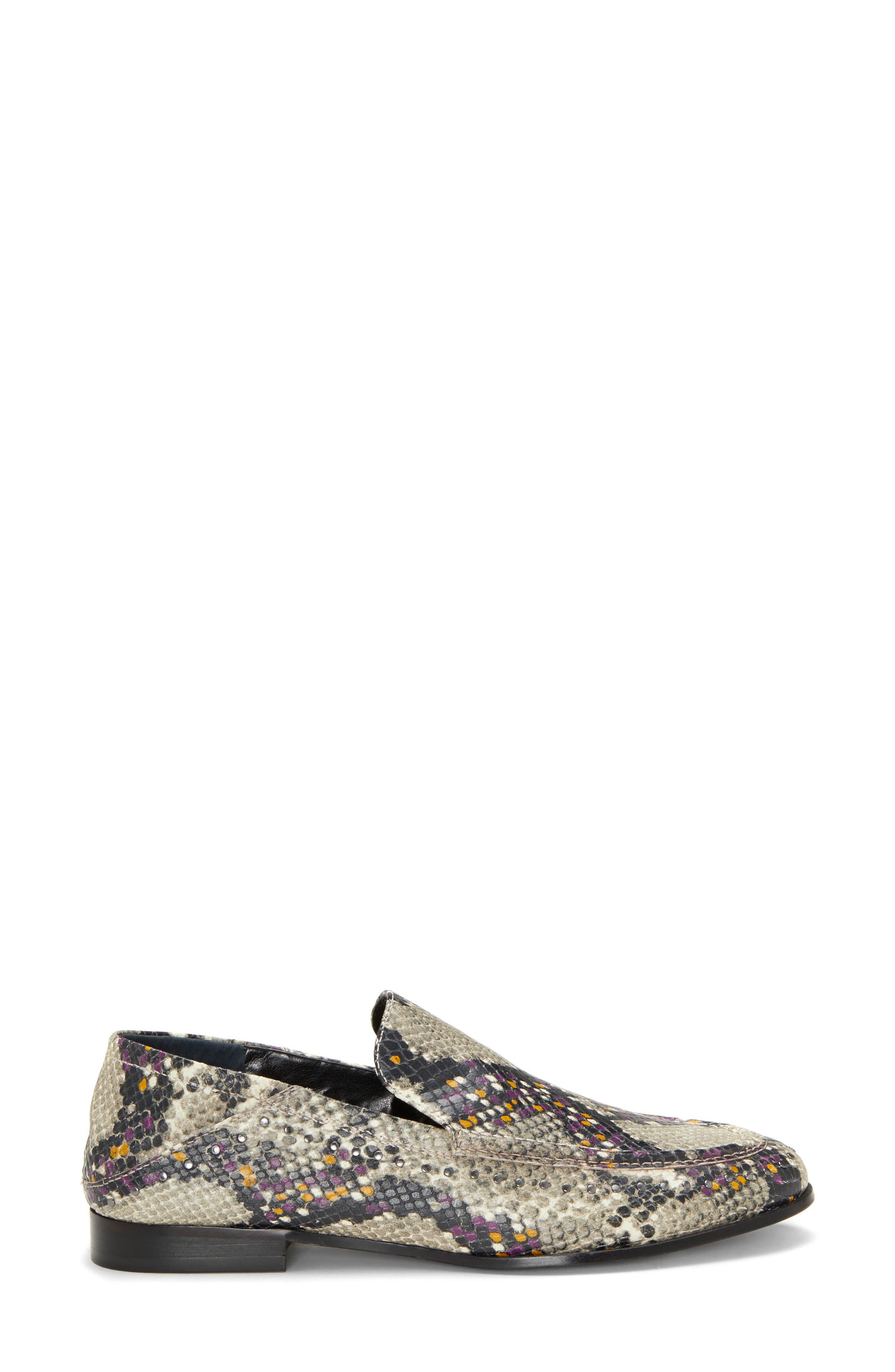 vince camuto jendeya convertible studded loafer