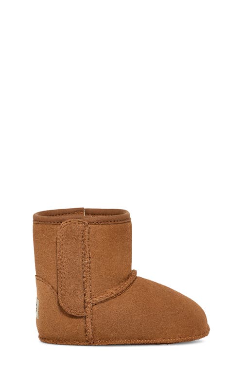 Ugg(r) Classic Bootie & Lovey Blanket Set In Chestnut