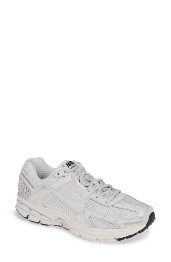 Nike Zoom Vomero 5 Sp Sneaker In Vast Grey  Black & Sail