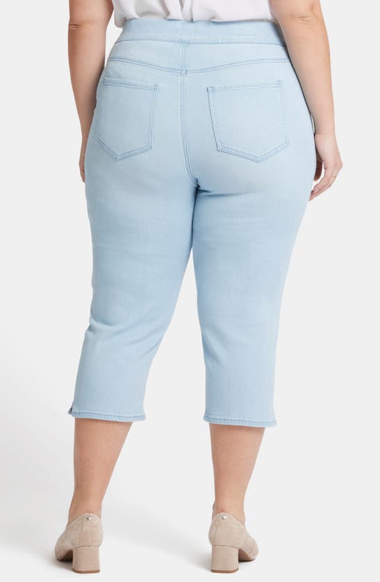 NYDJ NYDJ DAKOTA SIDE SLIT PULL-ON CAPRI JEANS