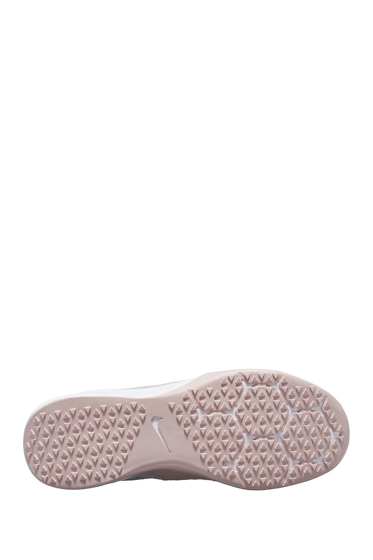 nike foundation elite training sneaker