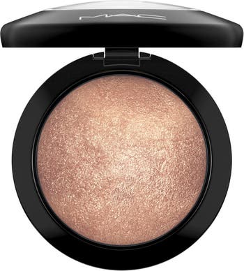 MAC Cosmetics Mineralize Skinfinish Powder Highlighter