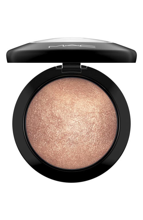 Mineralize Skinfinish Powder Highlighter in Cheeky Bronze