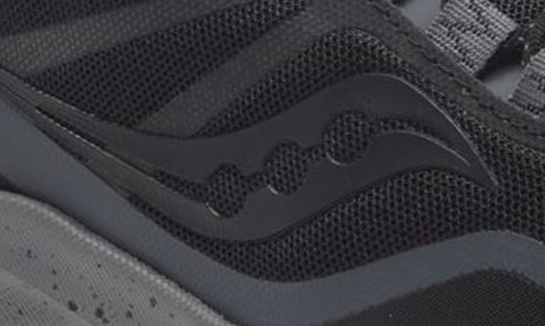 Saucony Peregrine 12 Trail Running Shoe In Black/ Charcoal