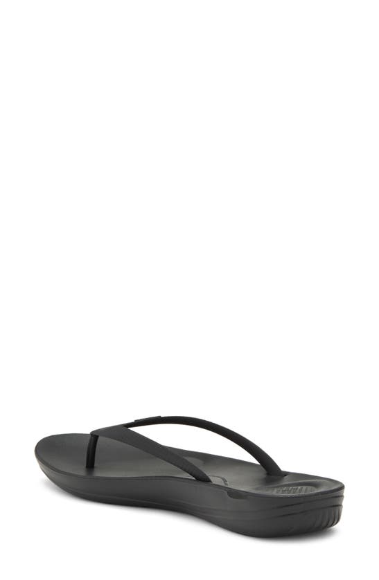 Shop Fitflop Iqushion Flip Flop In All Black