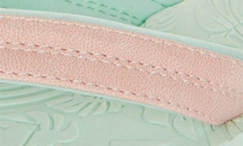 Floopi Textured Flip Flop Sandal In Green