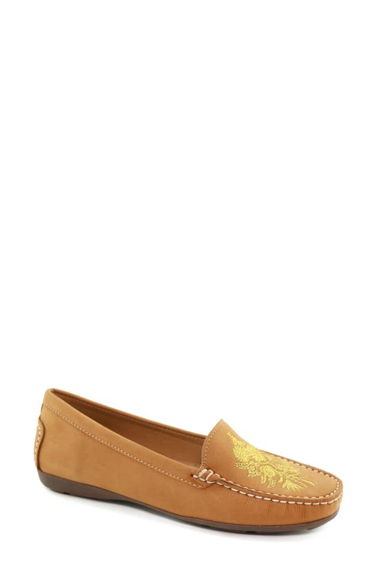 Driver Club Usa Nashville Embroidered Loafer In Tan Nubuck/ Contrast Stitch