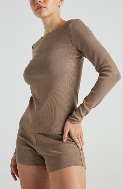 Losano Serene Rib Long Sleeve Top In Pine Bark