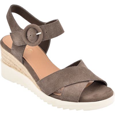 Evolve Zayne Wedge Sandal, Grey