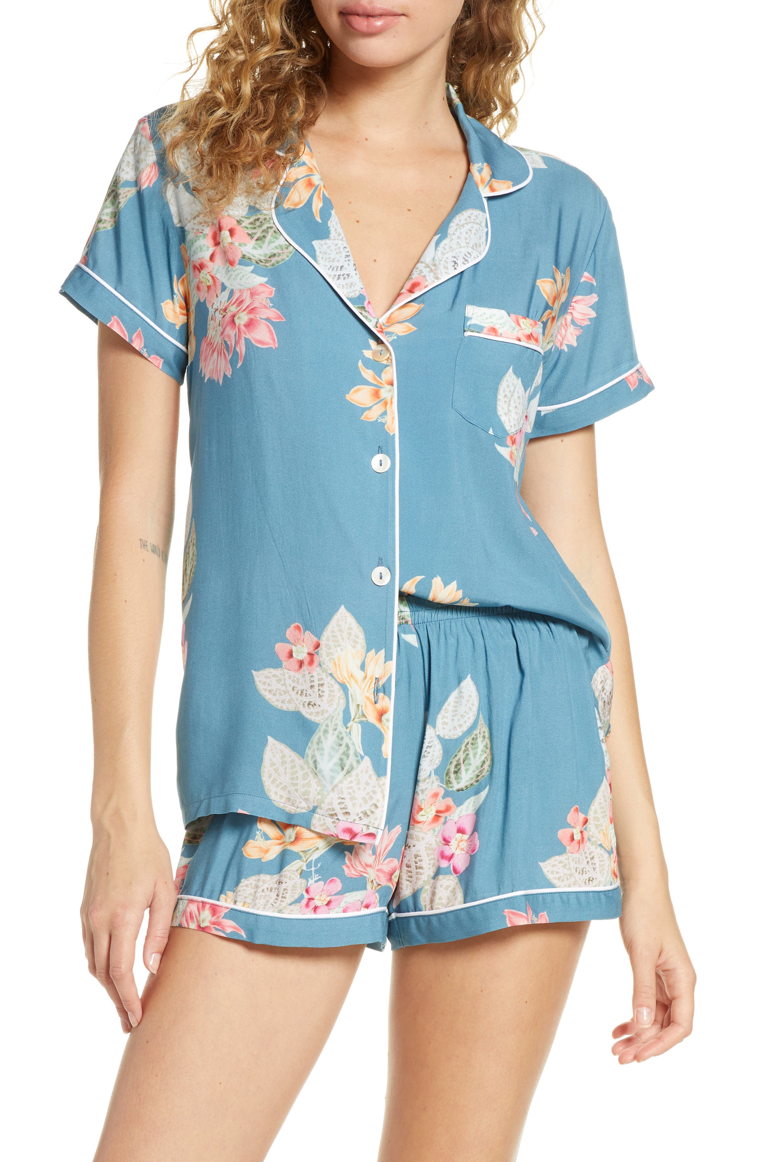Plum Pretty Sugar Floral Print Short Pajamas, Blue