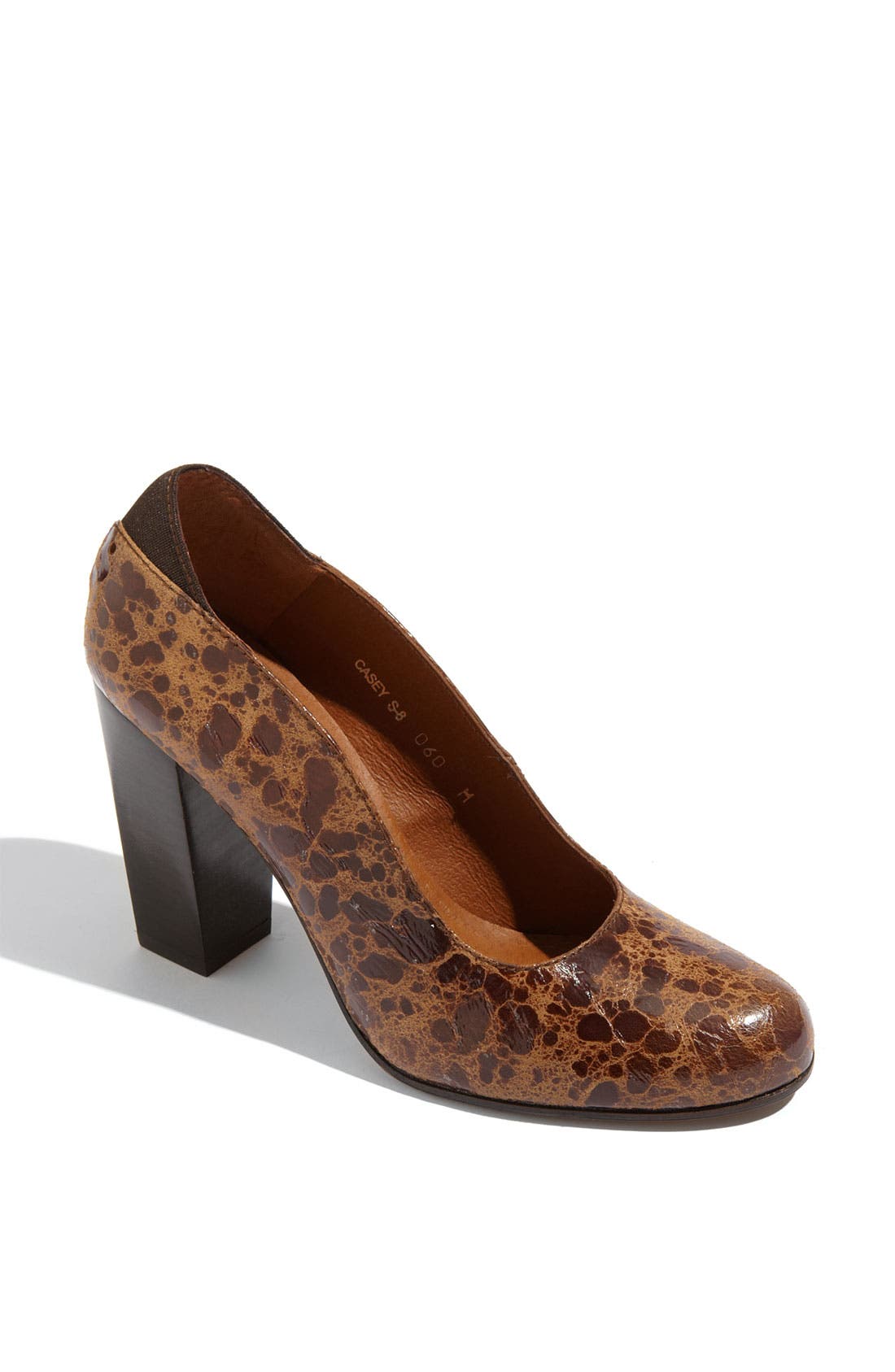 donald j pliner pumps