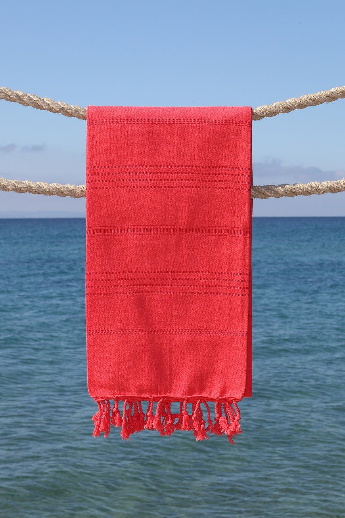 Linum Home 100% Turkish Cotton Summer Fun Pestemal Beach Towel In Coral