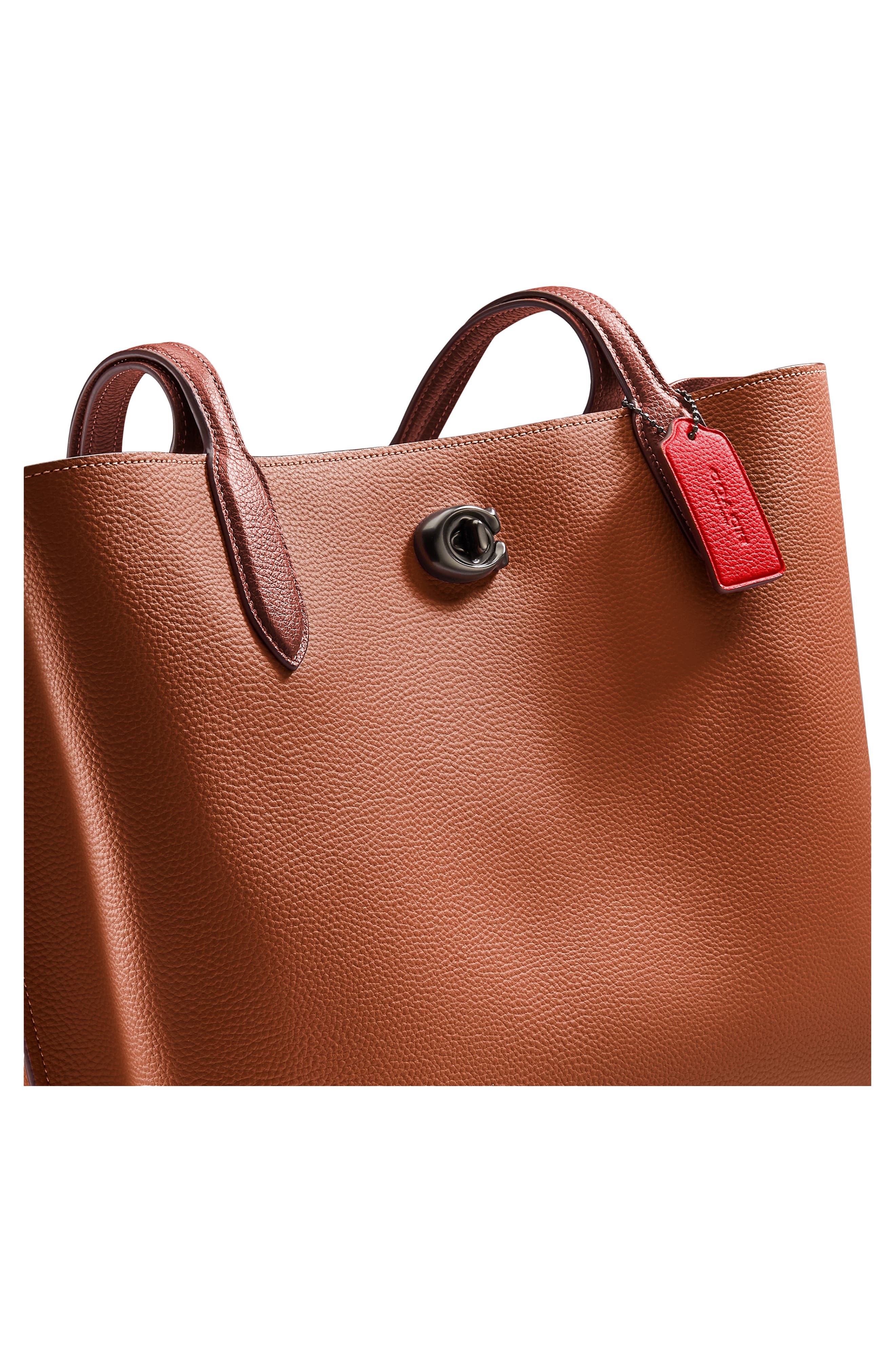 人気定番低価 COACH Tote 24 colorblock カラーブロックの通販 by