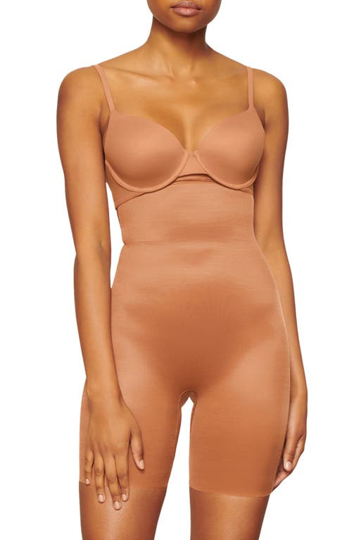 SKIMS Barely There Shapewear Mid Thigh Shorts in Bronze
