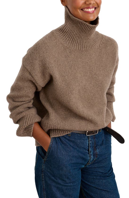 Alex Mill Betty Turtleneck Sweater In Taupe