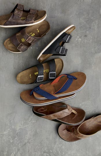 OLUKAI Men's NUI Leather Thong Sandal : : Clothing, Shoes &  Accessories