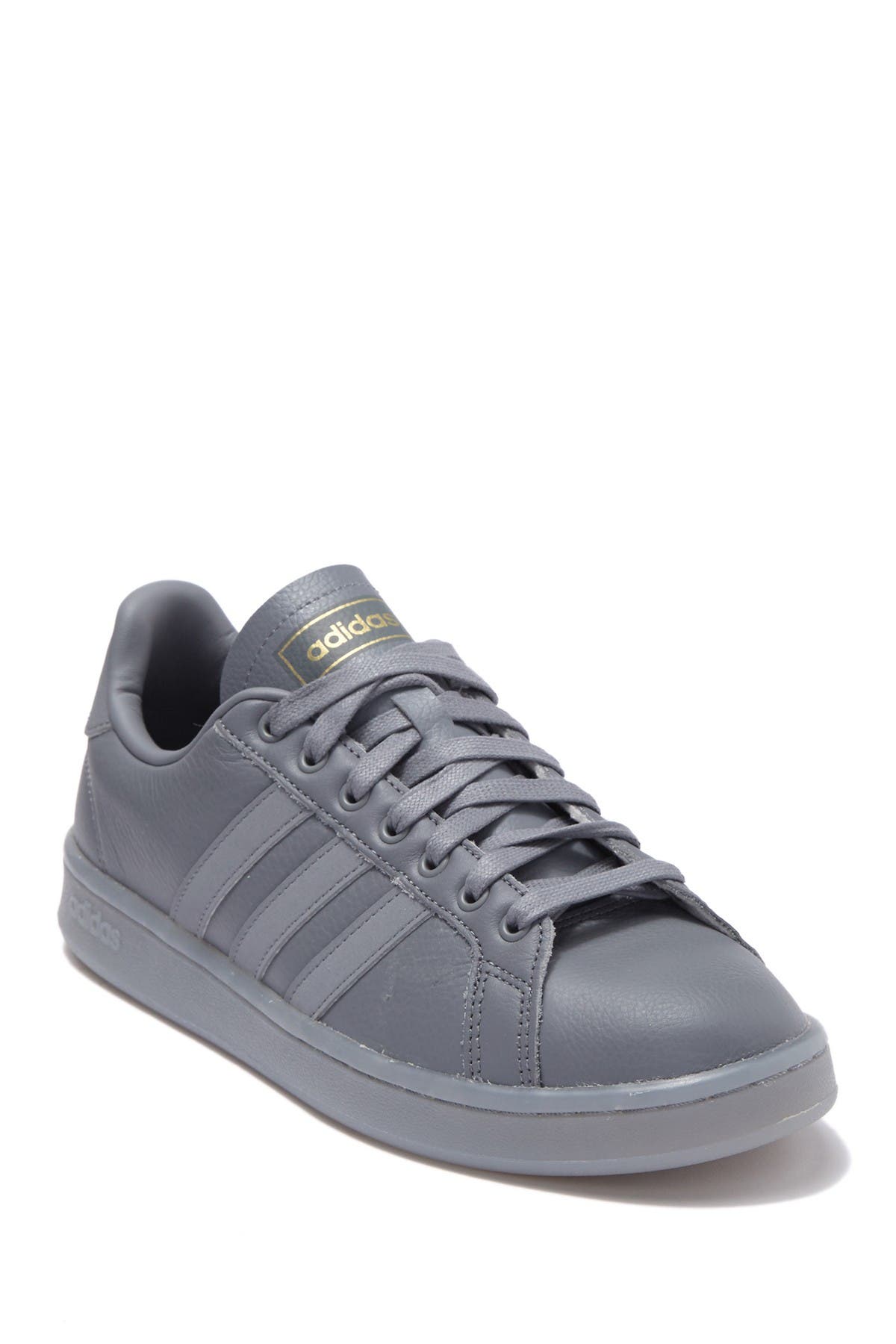 grand court leather sneaker