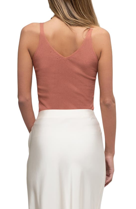 BLU PEPPER BLU PEPPER V-NECK RIBBED CROP TANK