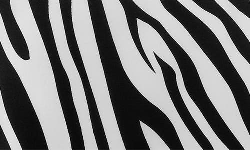 Blissy Mulberry Silk Pillowcase In Zebra