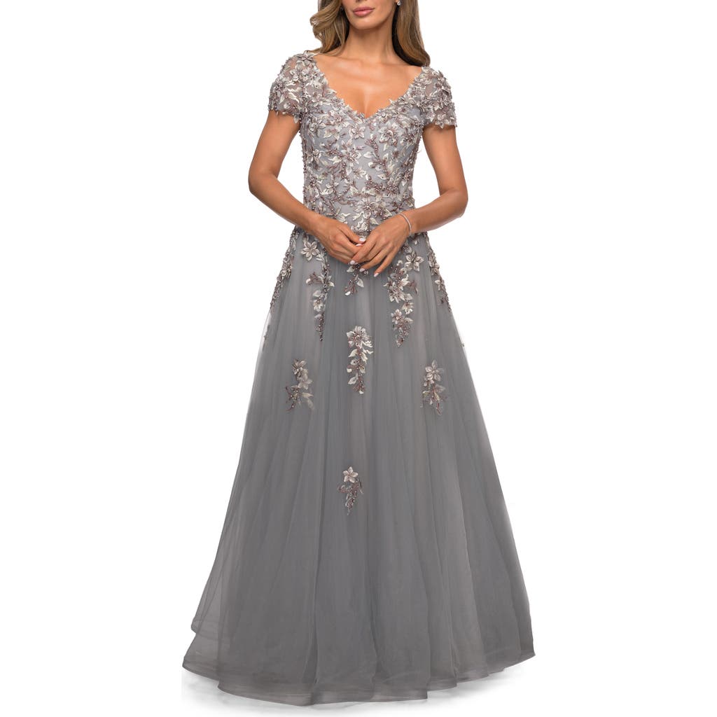 La Femme Beaded Lace Applique Short Sleeve A-line Gown In Gray