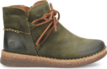 Born chukka hot sale boots womens