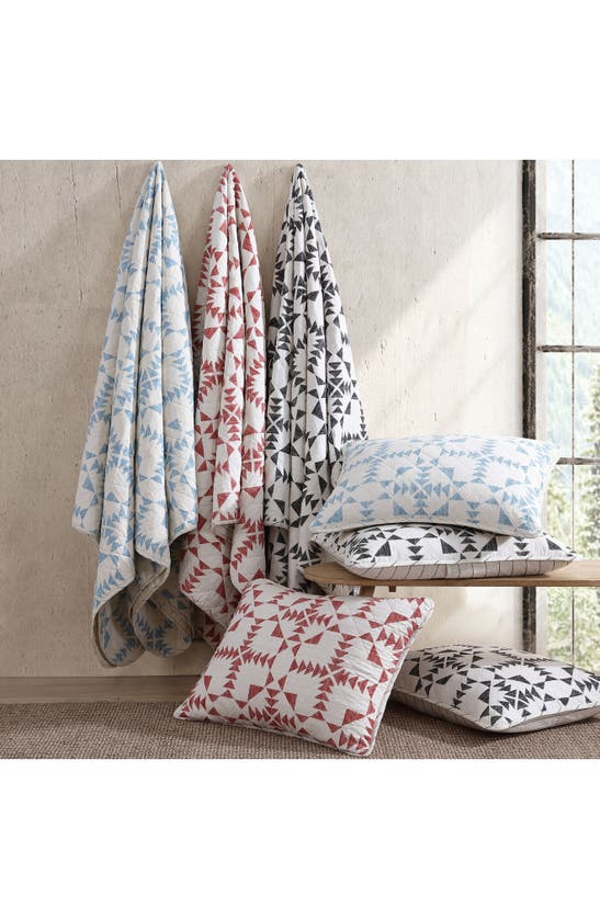Eddie Bauer Arrowhead Cotton Quilt 3-piece Set In Carbon