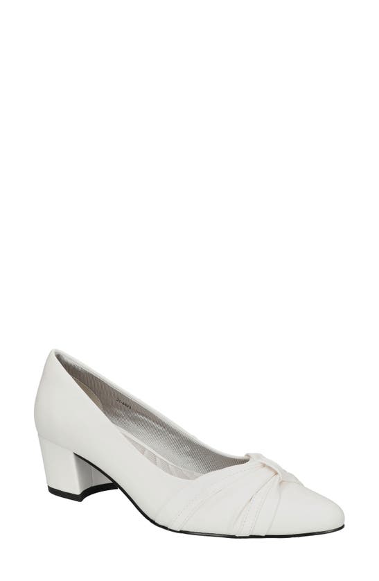 Easy Street Millie Ruched Pump In White