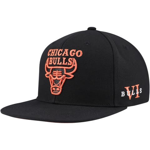 Official New Era NBA Paris Chicago Bulls Tee