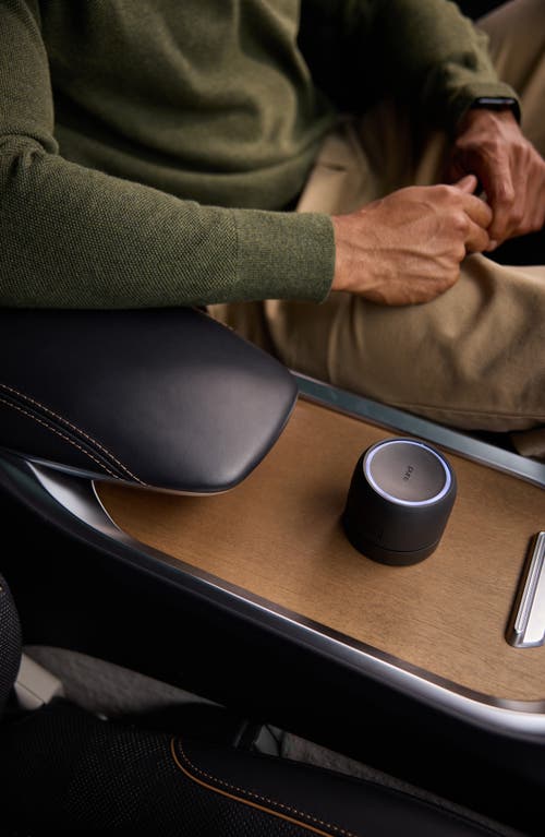 Pura Car Pro™ Smart Fragrance Diffuser In Black