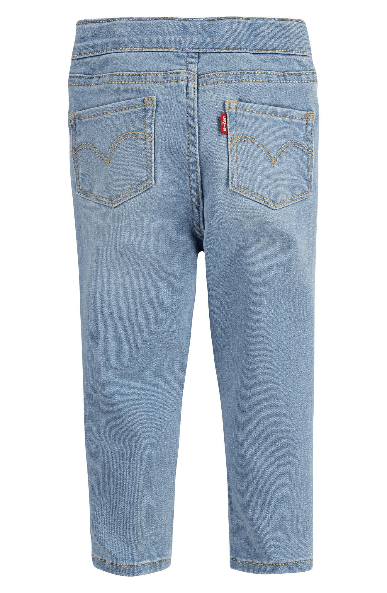 levis pull on