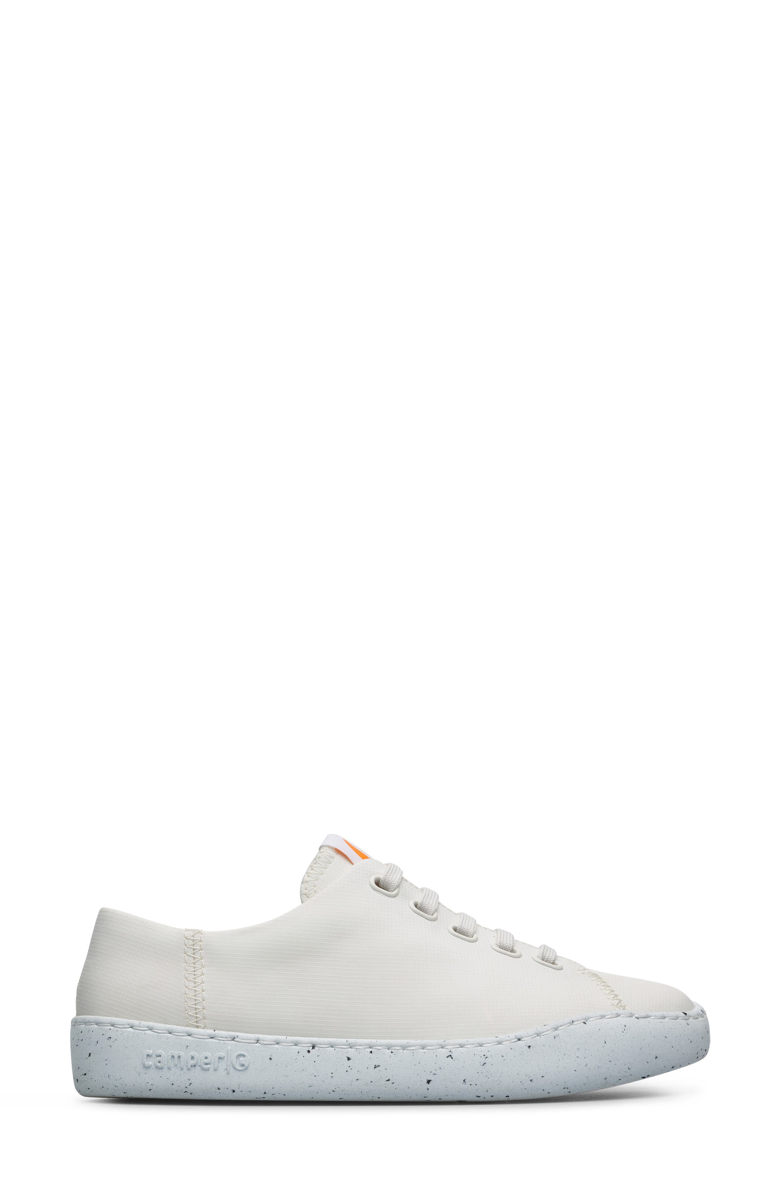 camper peu white