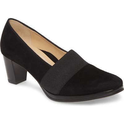 Ara Odette Pump