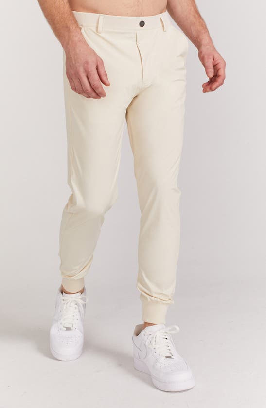 Shop Redvanly Halliday Pocket Golf Joggers In Oat