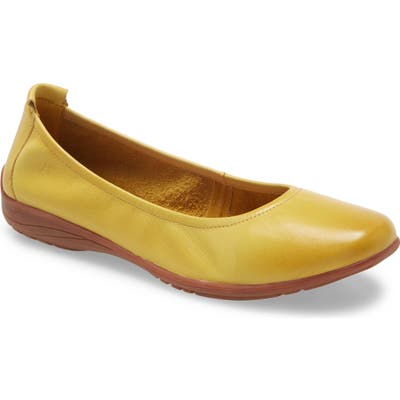 Josef Seibel Fenja 01 Flat, Yellow