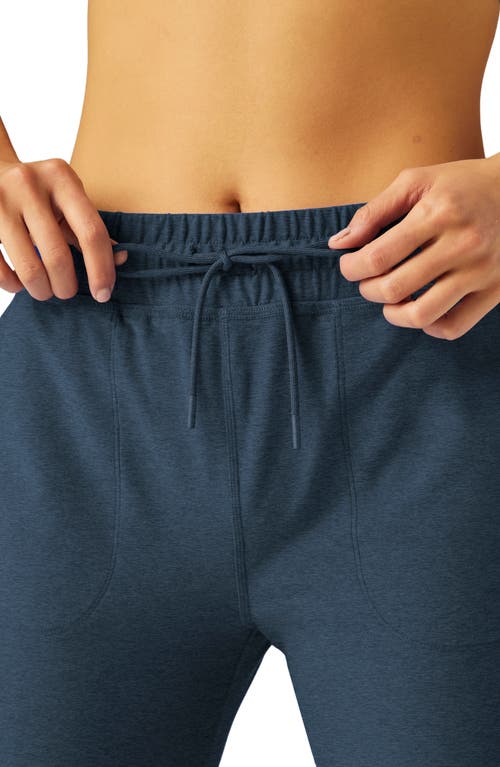 Beyond Yoga Womens Logo Comfy Jogger Pants In Nocturnal Navy