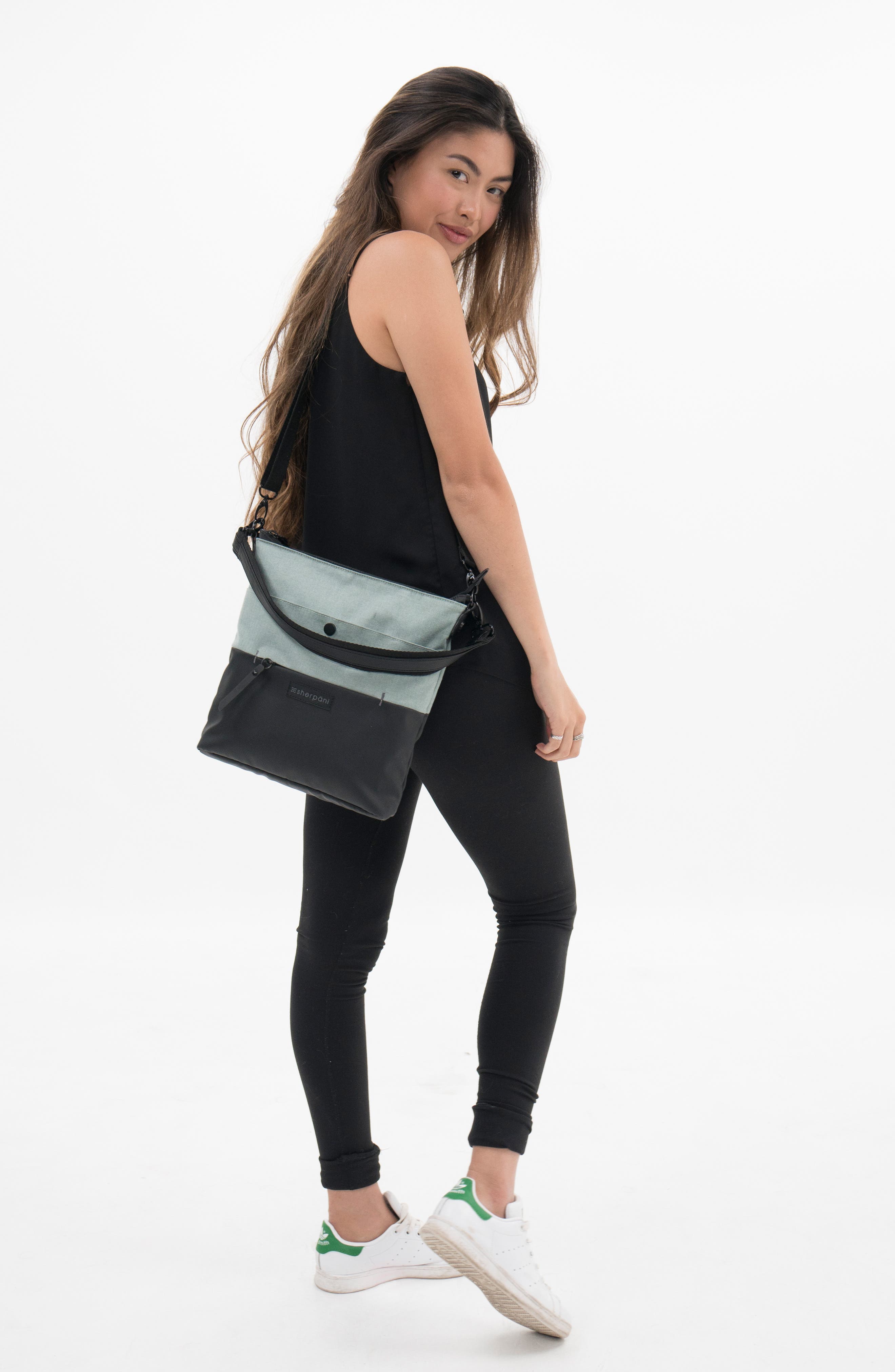 sherpani emerson bag