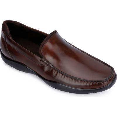 Kenneth Cole New York Motion Flex Driving Shoe- Brown