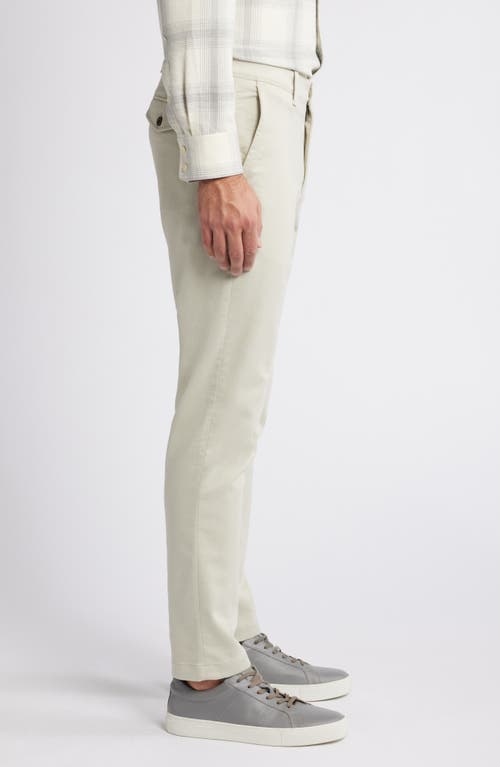 Tommy Bahama Harbor Point Flat Front Pants In Khaki Sands
