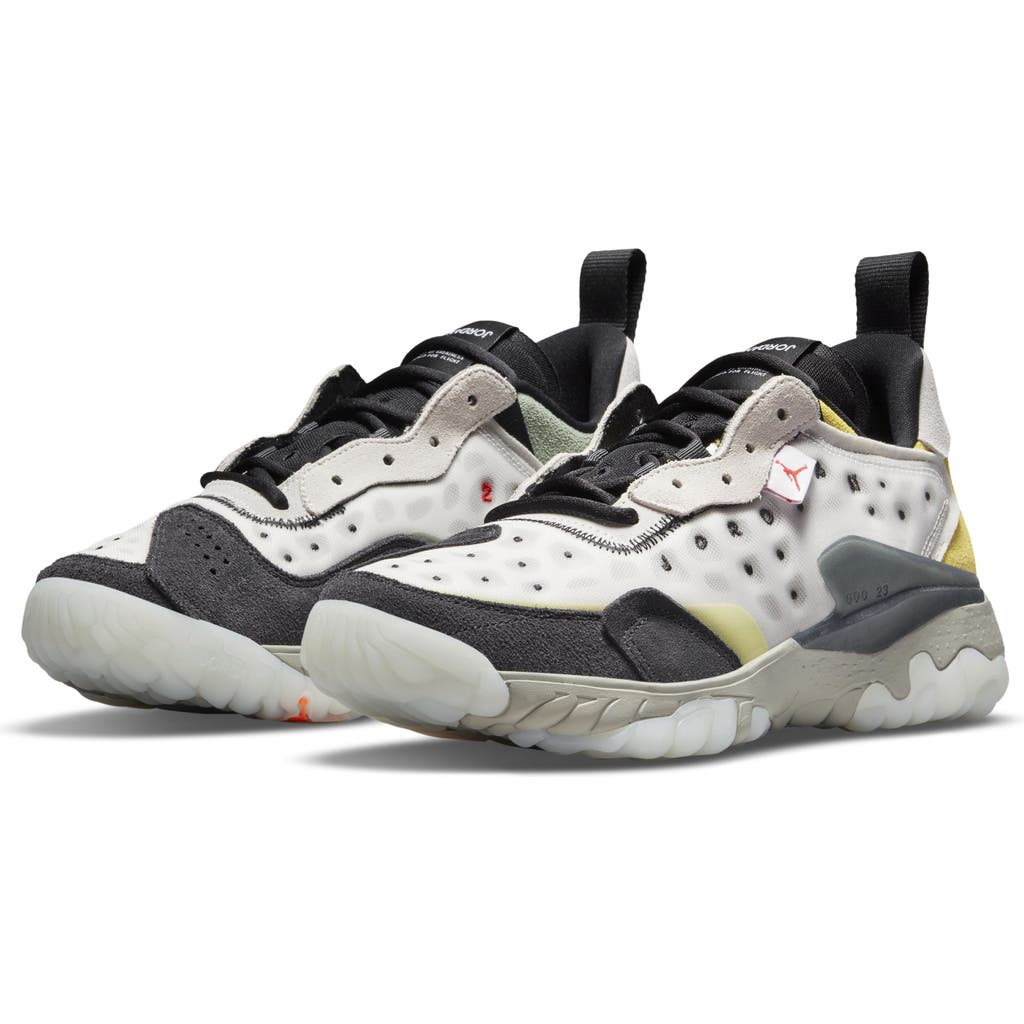 Jordan Delta 2 Sneaker In Grey/red