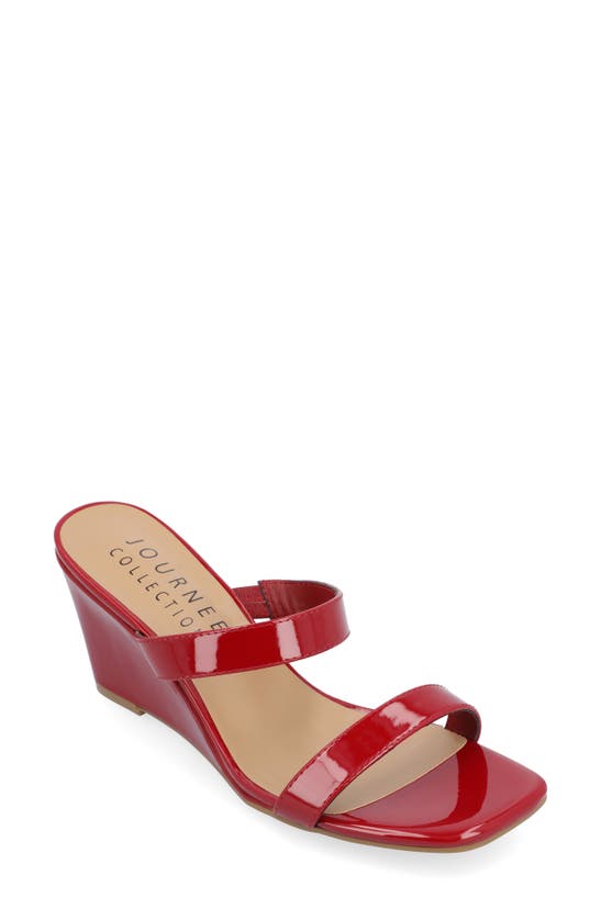 Journee Collection Tru Comfort Foam Clover Wedge Sandal In Red