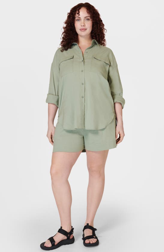 Shop Sweaty Betty Linen Blend Utility Shirt In Savannah Green