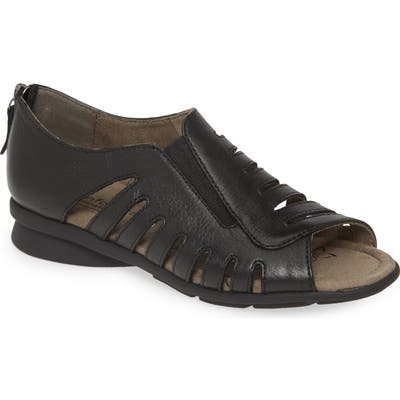 Comfortiva Parker Slip-On Sandal W - Black