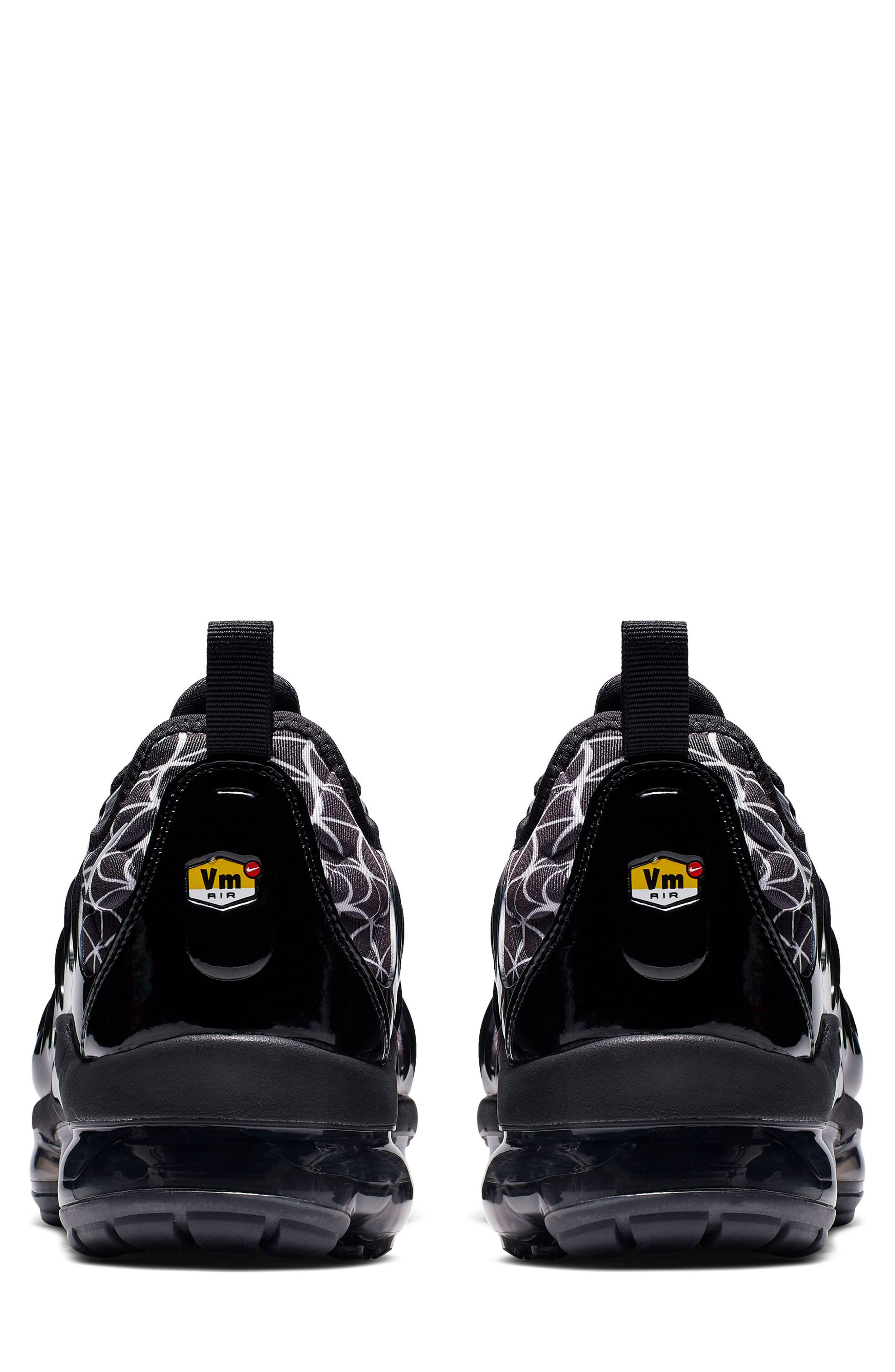nordstrom vapormax plus