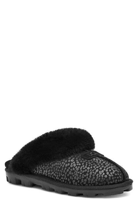 fuzzy black slippers