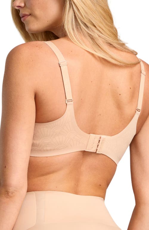 Siella No-show V-neck Bra In Maple Sugar