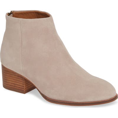 Seychelles Floodplain Block Heel Bootie- Beige