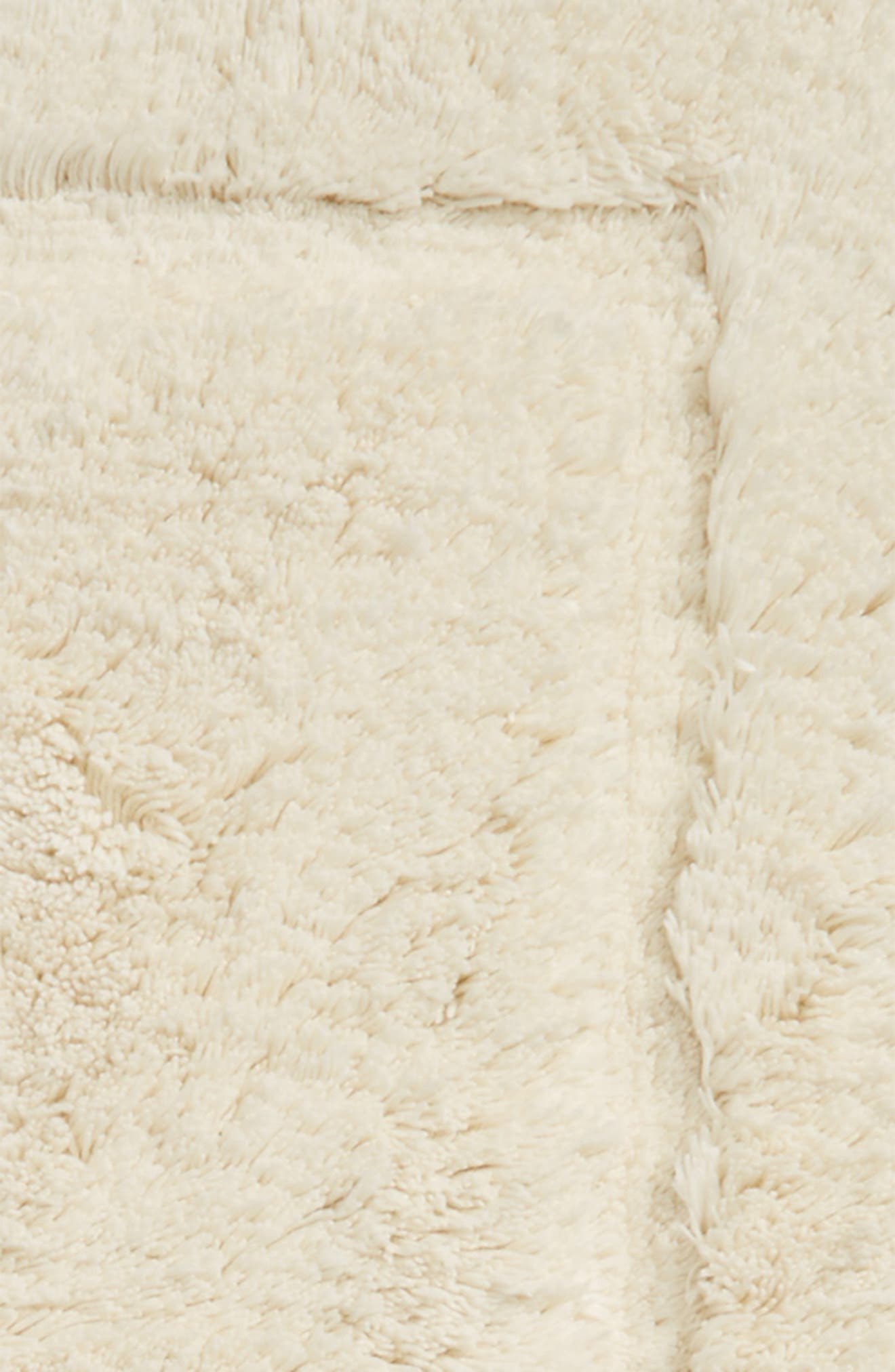 Matouk Milagro Bath Rug Nordstrom