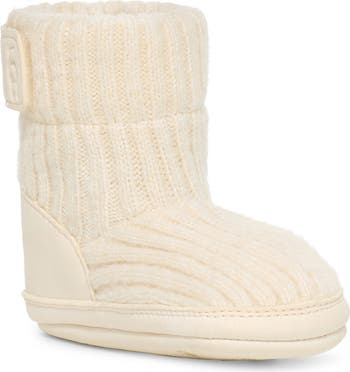Baby Tasman Boot & Beanie Set