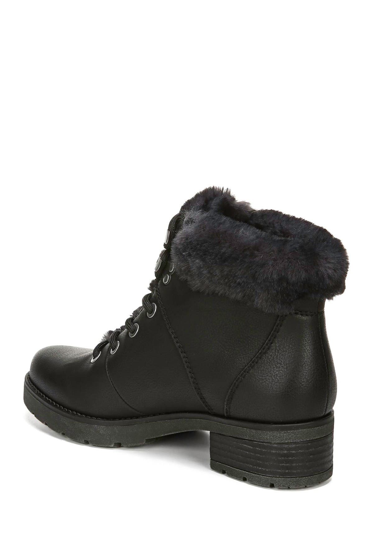 naturalizer winter boots wide width